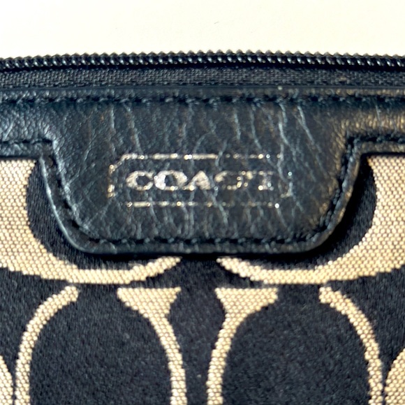 Coach big wristlet/bag black/gray monogram wallet - Picture 7 of 14